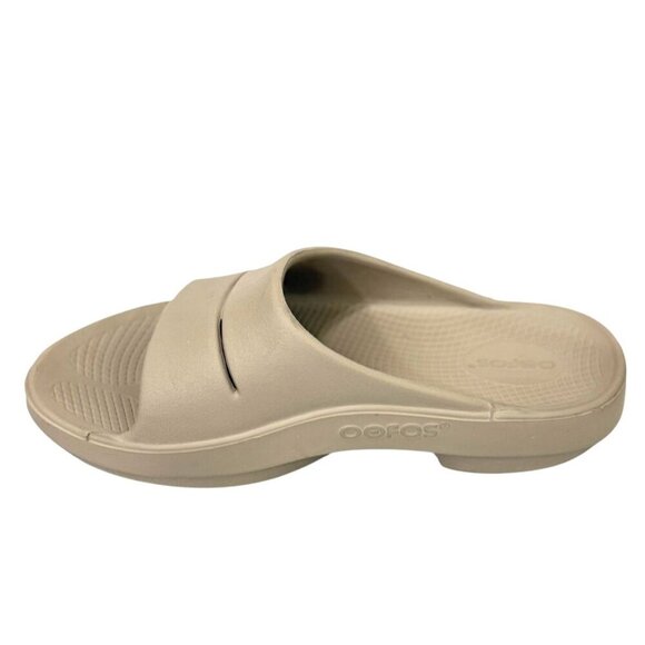 Oofos Womens OOahh Recovery Sandal Size 9 Beige Sand Slide Sporty Shoe Comfy EUC - Picture 1 of 10